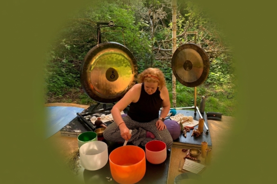 gong bath vicky warner